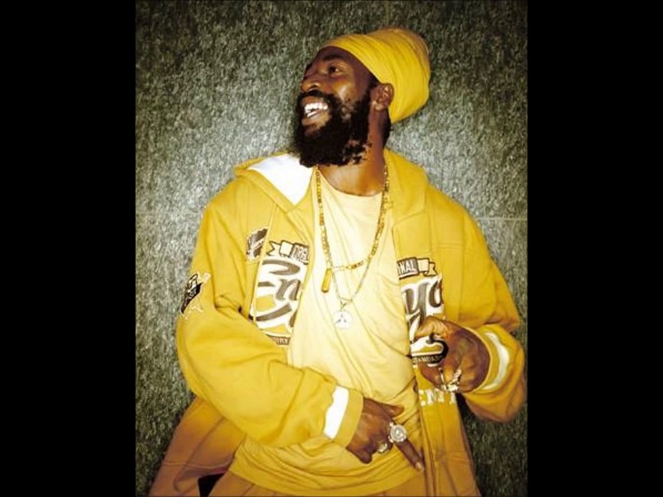 Capleton - No Competition (Rambo We Rambo Riddim)