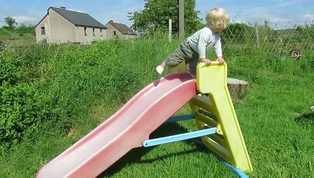 24/05/2015 toboggan, pas et chardons