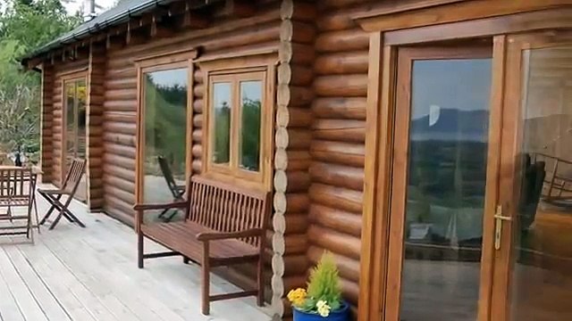 Iniskil Lodge - A Luxury Log Cabin Holiday Home near Rathmullan, Co Donegal