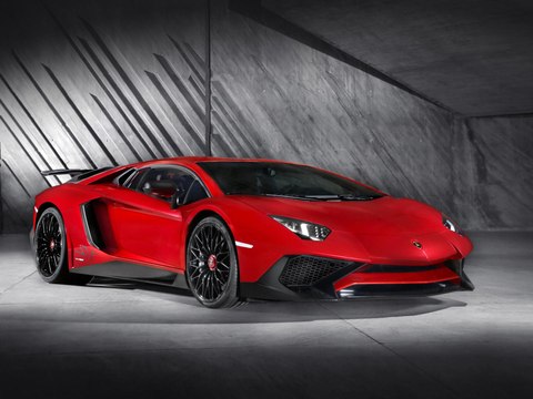 Essai Lamborghini Aventador SV par Sport Auto