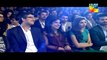 Mahira Khan Get Hyper On Wasay Chaudhry  In Hum Awards Show