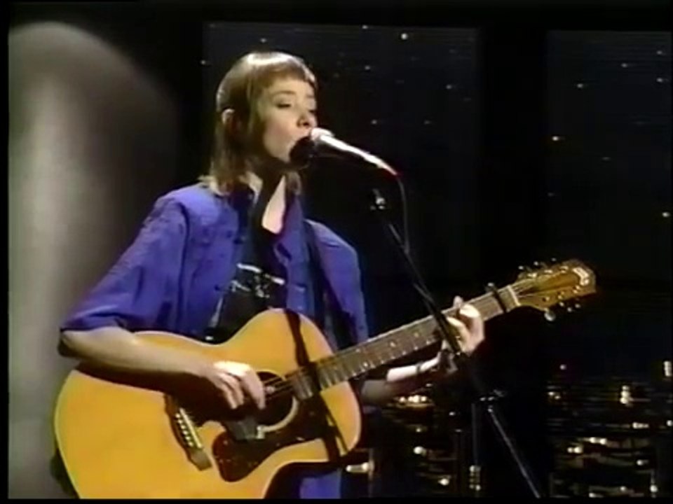 Suzanne Vega - Luka (Japanese TV Show )