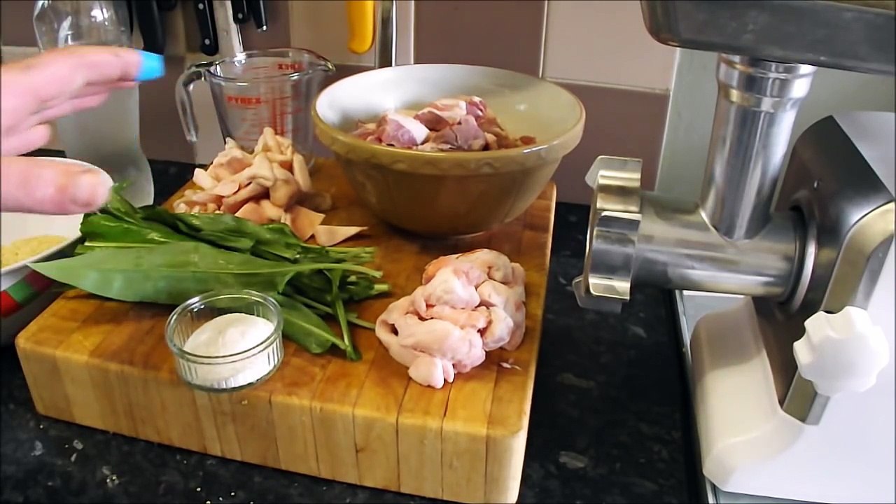 How To Make Sausages. Pork And Wild Garlic Sausage.