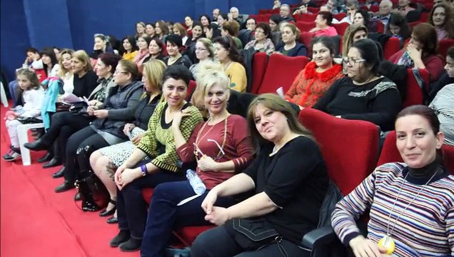 ALİAĞA BELEDİYESİ ASEV THM KOROSU YAZ KONSER SLAYTI