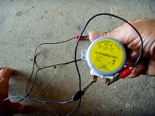 Microwave Oven Turntable Motor Generator(HUNDREDS OF VOLTS!)