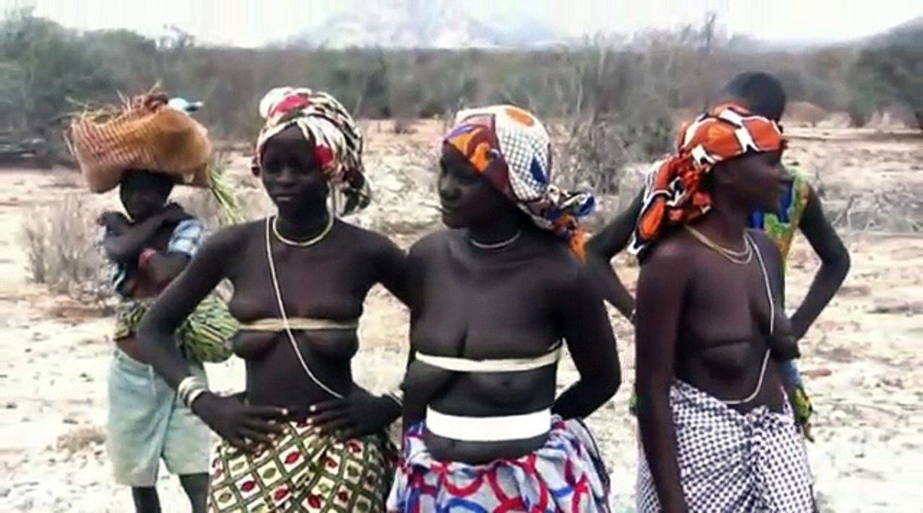 Angola - Mugubale Tribes