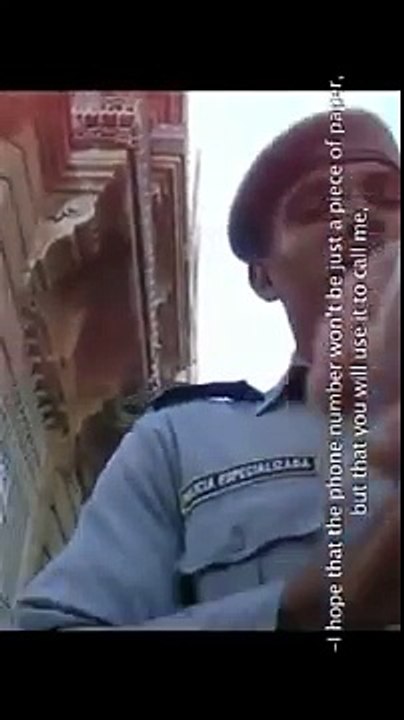 Policias Jineteros en La Habana Cuba (video enderezado)