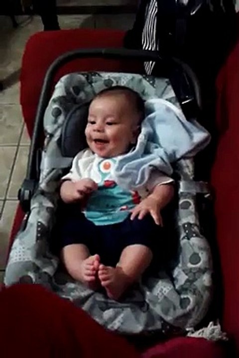 Gargalhada bebê