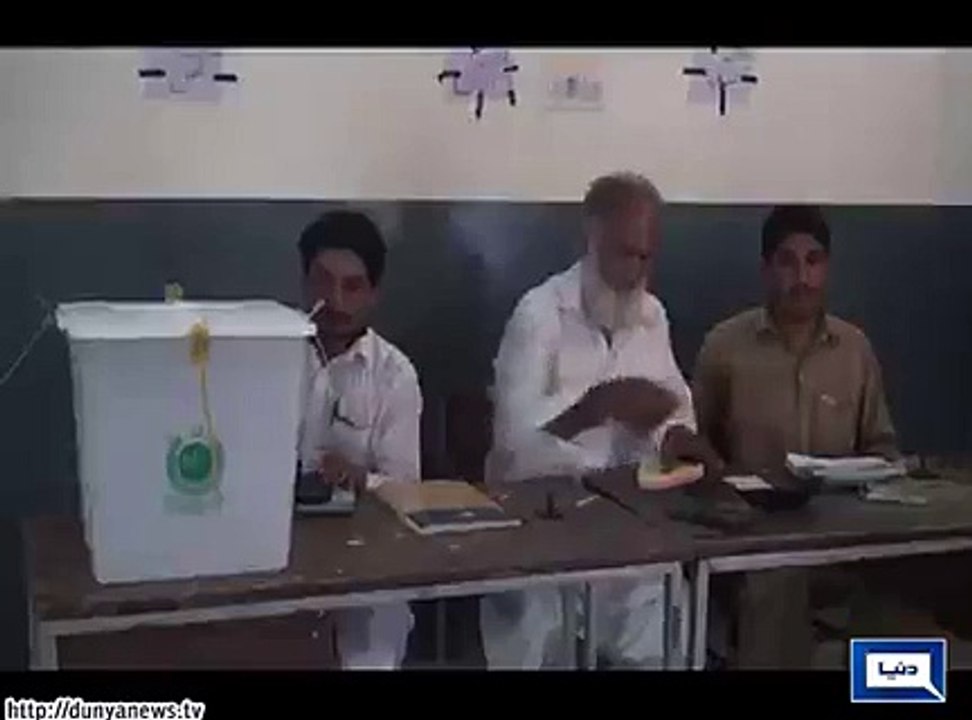 Dunya News - Bannu: LB Polling process started