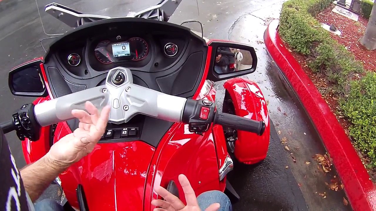 Can Am Spyder RT-S Test drive