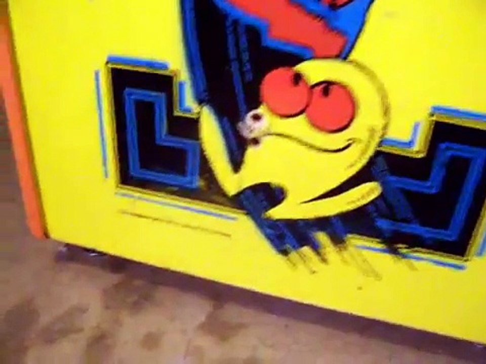 1980 Bally/Midway PacMan Video Arcade Game Machine