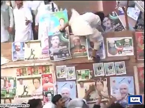 Dunya News - KP LB polls: Candidates' supporters manhandle one another