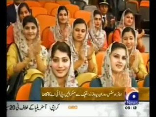 Pakistan International Airlines Air Hostess - Geo News 17-Jul-2012