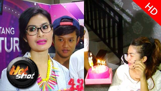 Kejutan Ulang Tahun Iis Dahlia dan Fitri Karlina - Hotshot 30 Mei 2015