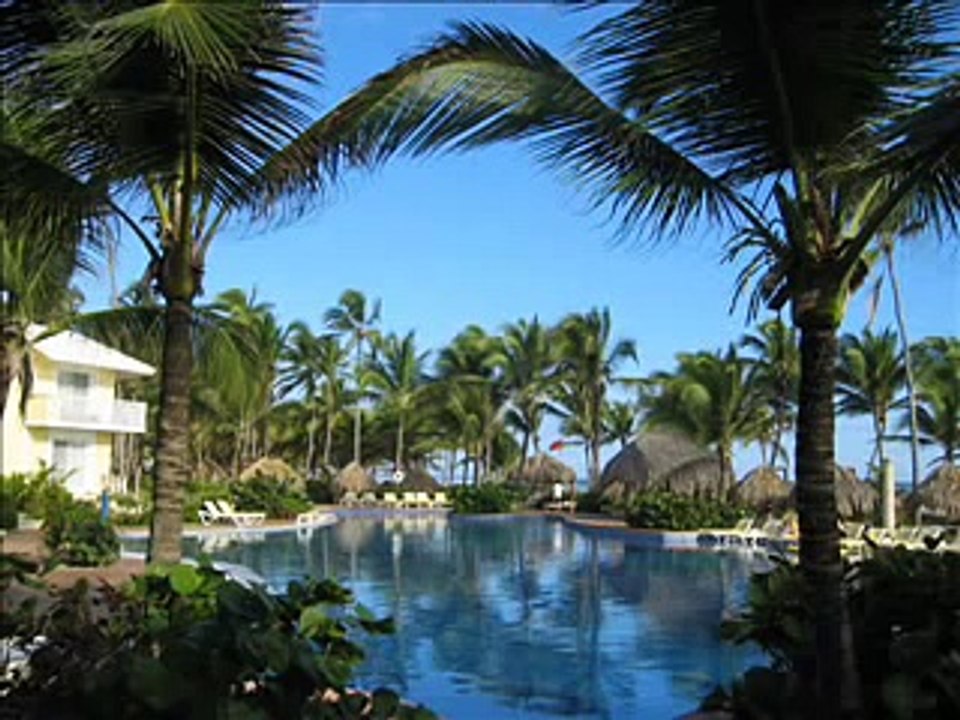 VILLALONA FERNANDO (Santo Domingo 2015 Merengue- Feat: La FBI Band)