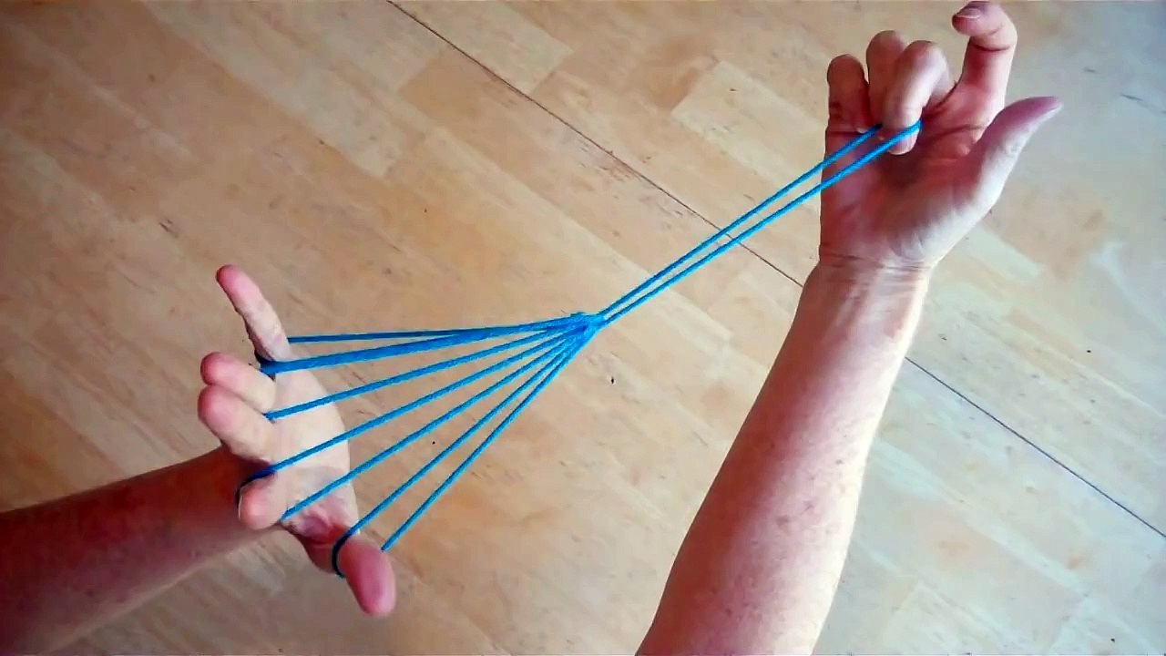 Witches Broom (or parachute), Step by Step, with string