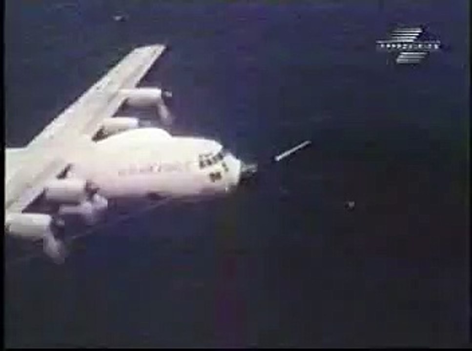 Lockheed MC-130 Fulton Surface-To-Air Recovery System - video Dailymotion