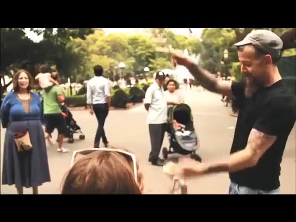 Guantanamera like you've NEVER seen it before!Show that you are not seen.