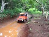 Off Road Costa Rica - Toyota Land Cruisers do it in the mud!