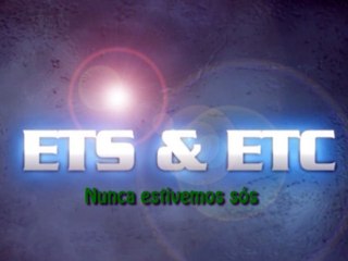 OVNI / UFO cruza vulcão em erupção no Japão - FILTROS