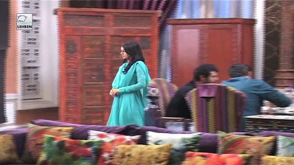 Kumkum BhagyaAbhi Tries To IMPRESS Pragya On Location _ Zee TV