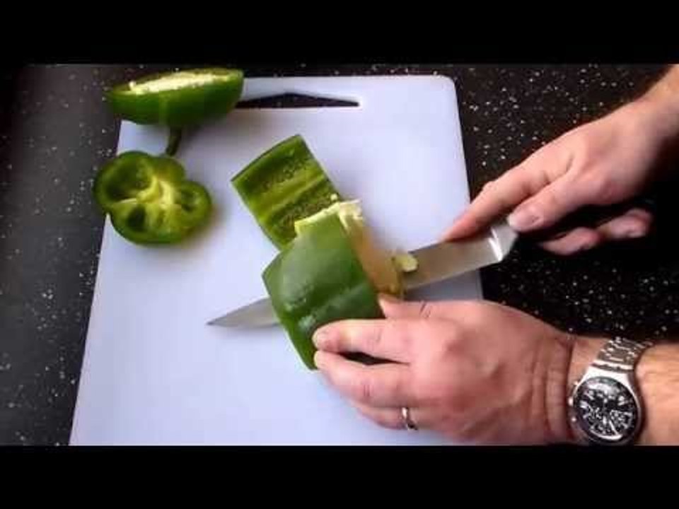 Comment bien couper les poivrons