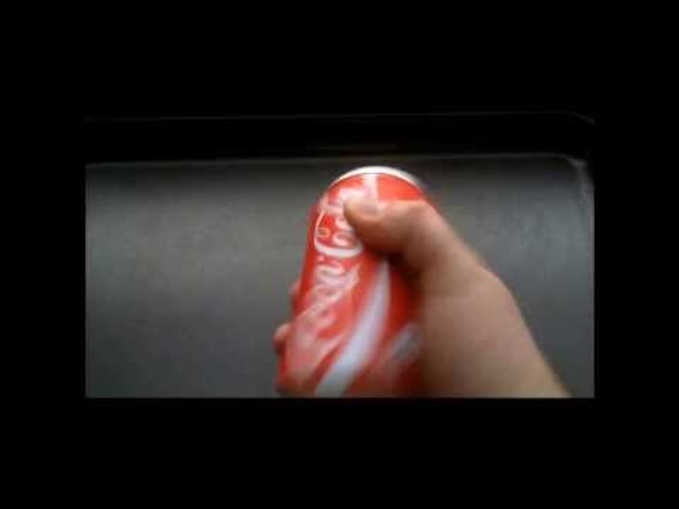 Come aprire una lattina di soda scossa