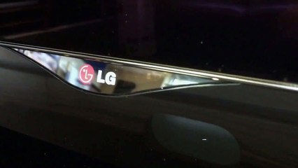 LG 4K OLED - First Look.