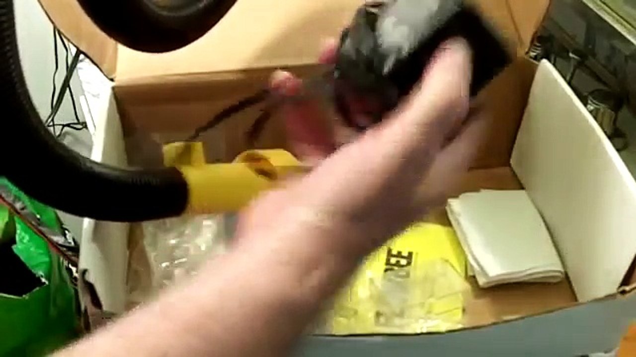 How to cut your hair in 5 minutes with a flowbee