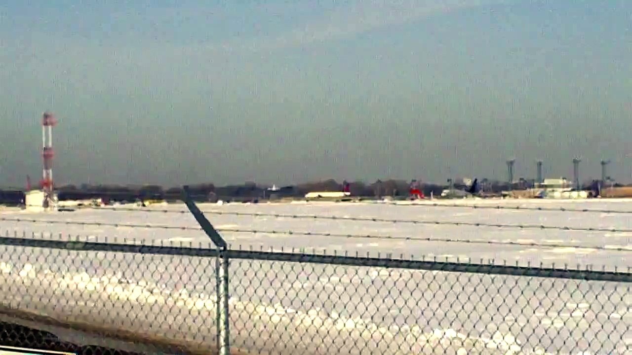 Delta Airlines Douglas DC-9-51 Takeoff 17 | MSP