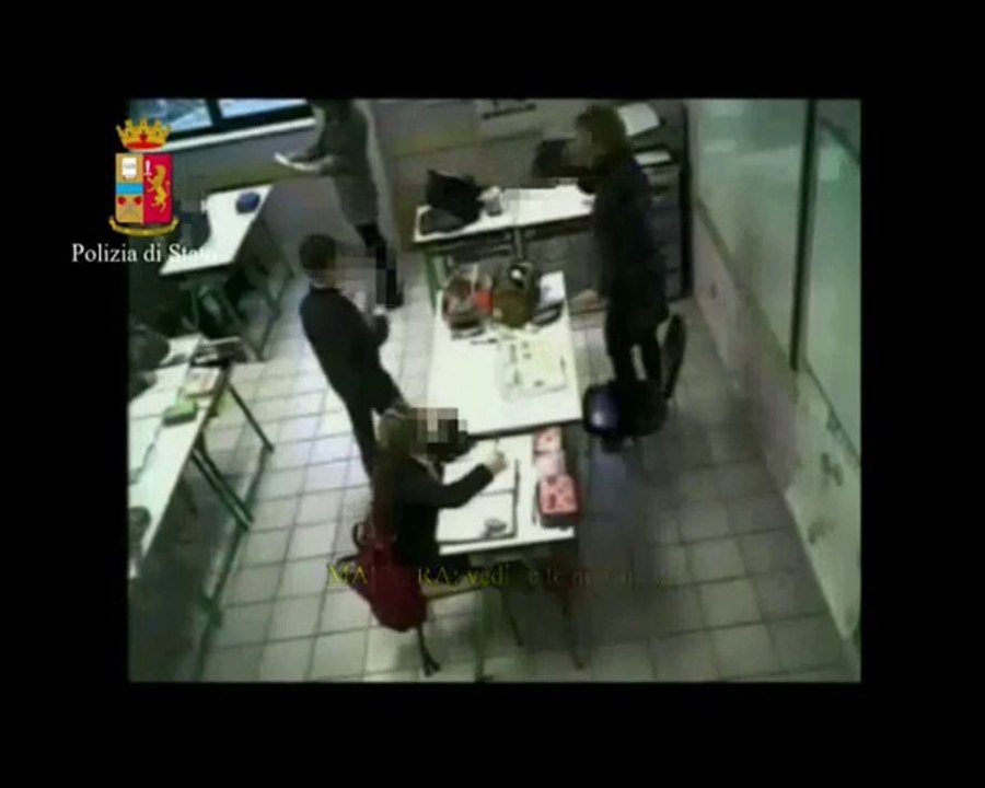 Andria - maestra elementare minaccia e picchia i suoi alunni