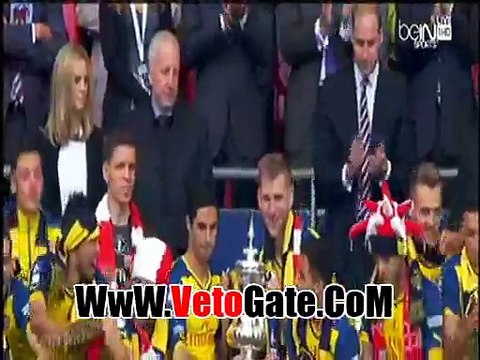 لحظات تتويج الارسنال بكأس الاتحاد الانجليزى