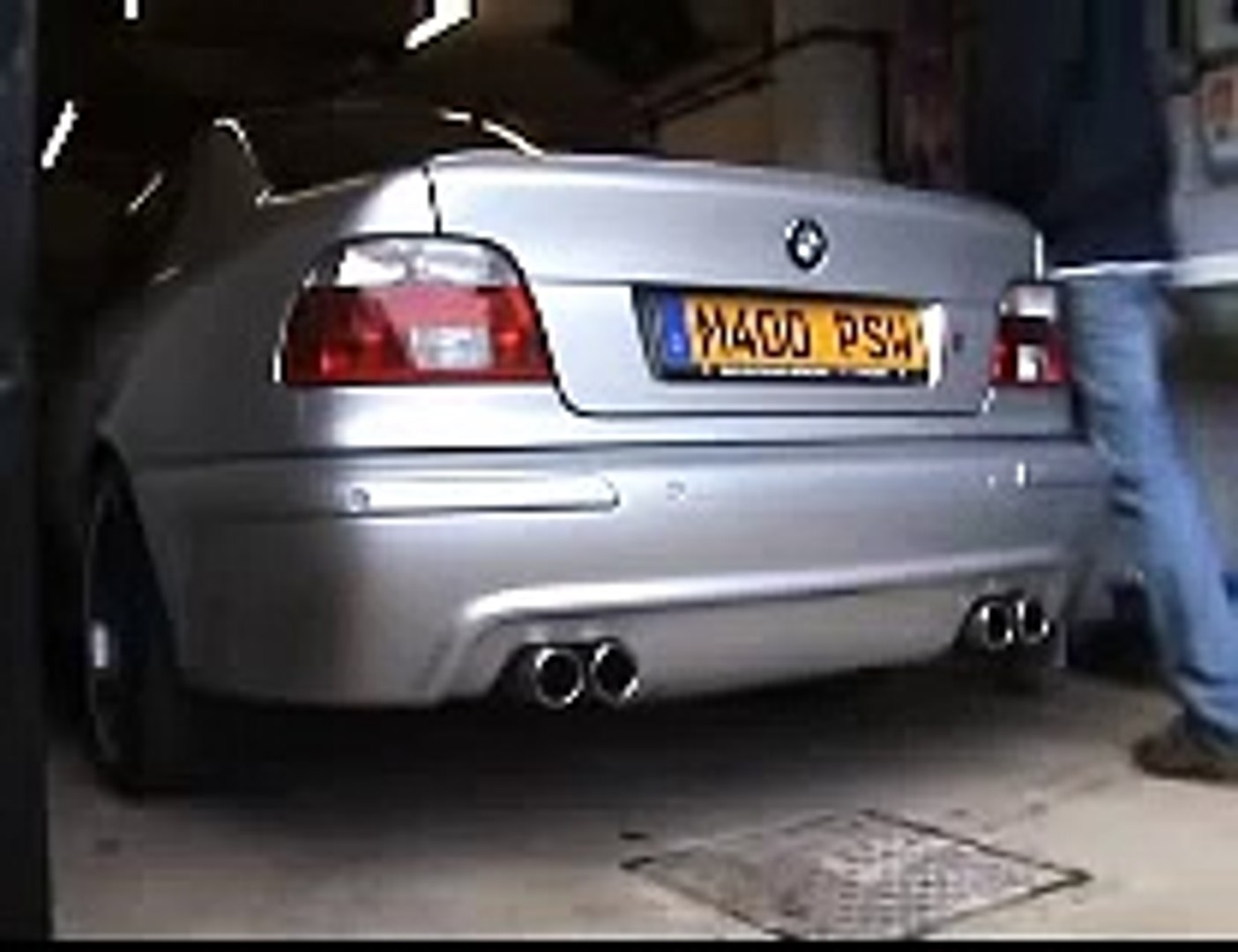 E39 540i V8 quad Exhaust - video 