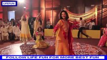 Aunty Ka Mast Wedding Dance || simple but hot