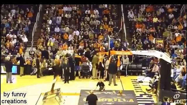 basket ball slam dunk fails-very funny