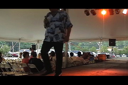 Eric Erickson sings 'Didja Ever' Elvis Week 2005