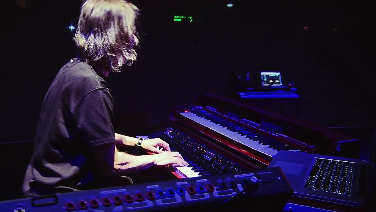 Steven Wilson - No Twilight Within The Courts Of The Sun - live - HD