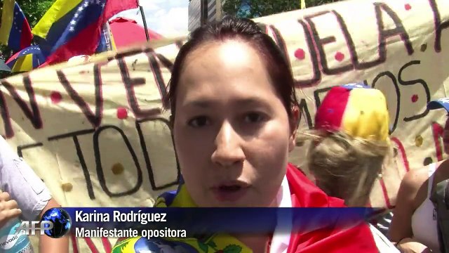 Venezolanos marchan por la libertad de presos políticos