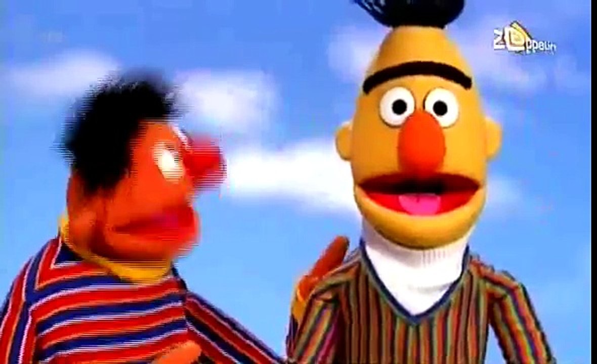 Bert & Ernie - Hand op je gezicht