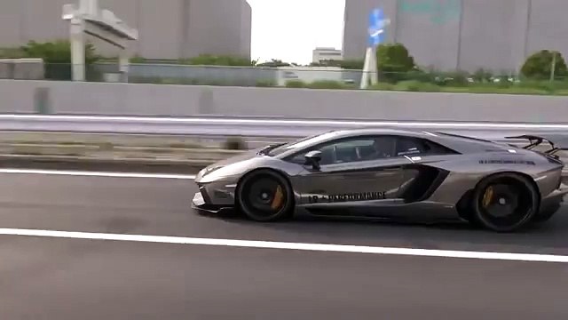 Liberty Walk Lamborghini Aventador Ripping the Streets!