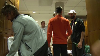 DJOKO dans les vestiaires