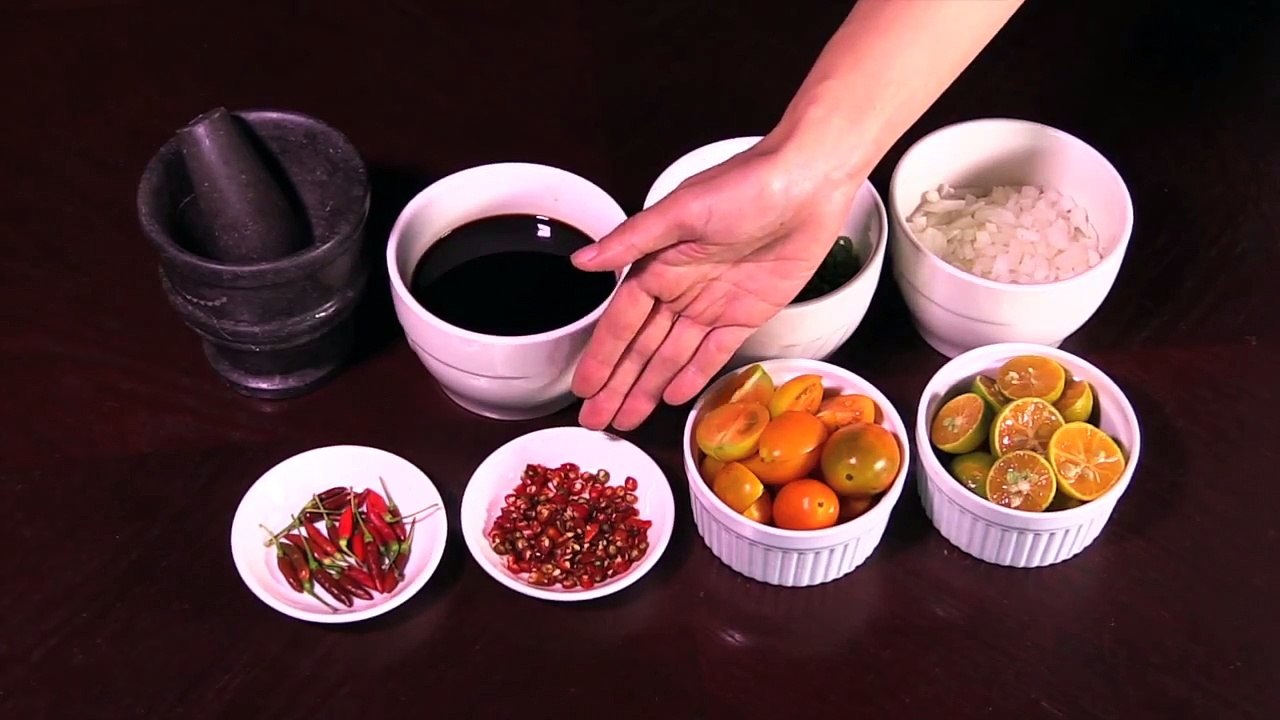 オリジナルフィナデニソースの作り方　～“美食の島”グアム～