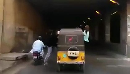 Karachi Girls Having fun On Local Rickshaw