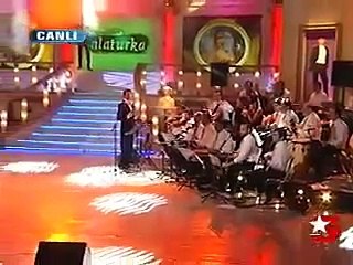 haktan şarkıyla dalga geçiyor