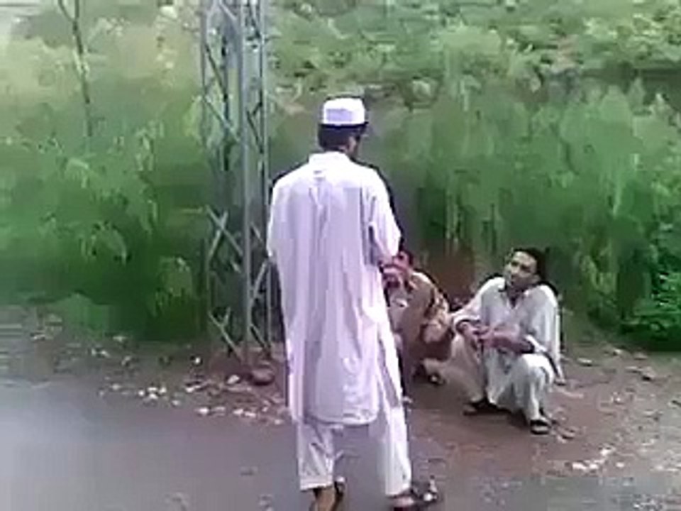 Can't Stop Laughing -D - Video