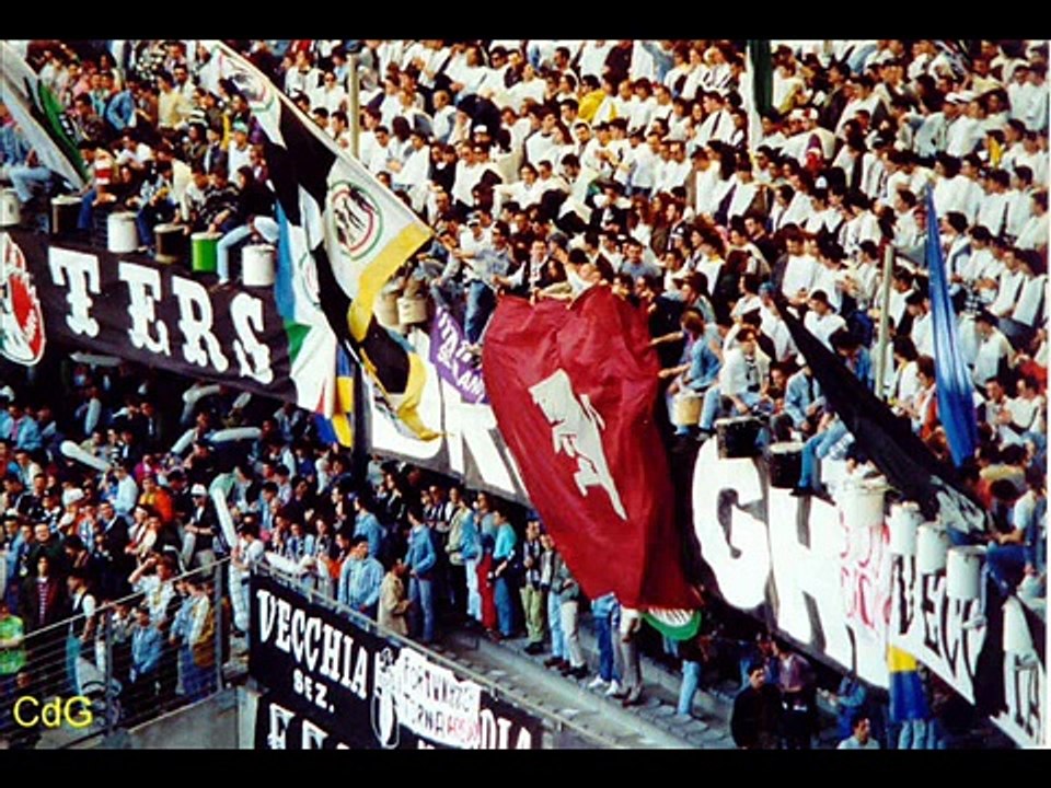 STRISCIONI RUBATI ultras juve