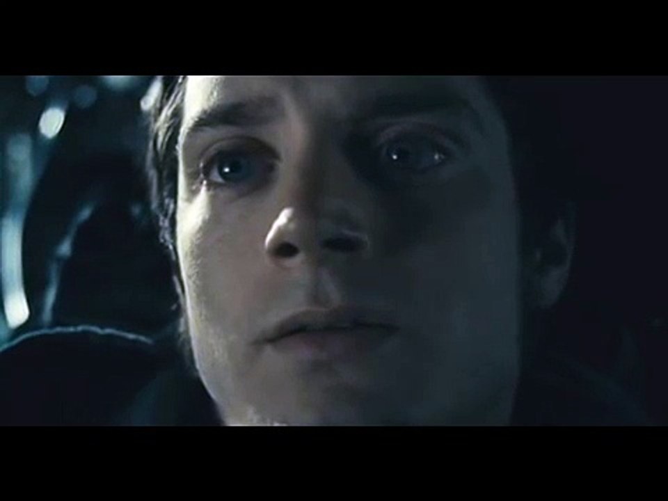 Olga Kurylenko is sucking Elijah Wood blood   (vampire love)