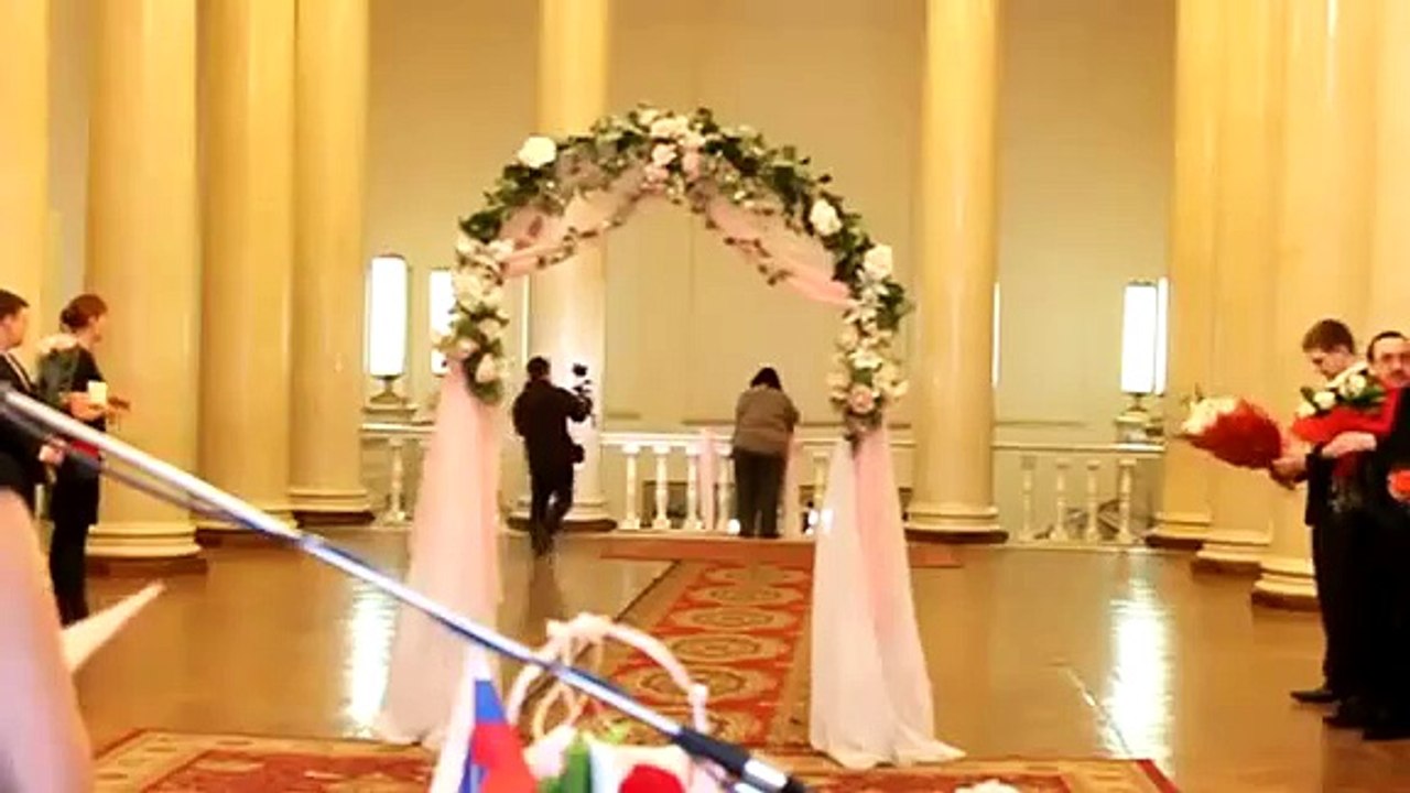 Epic Wedding Entrance Fail