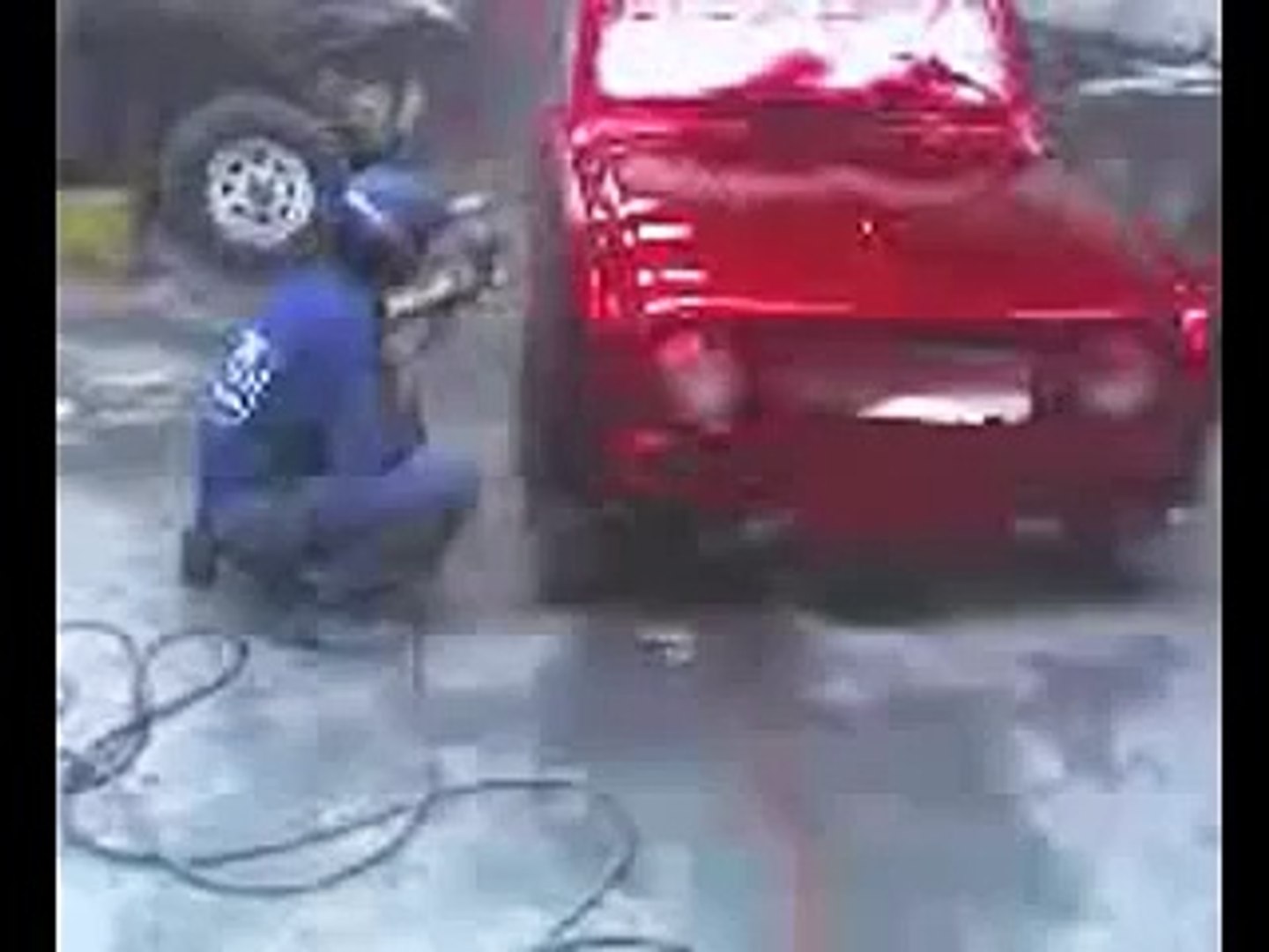 PINTANDO CARROS