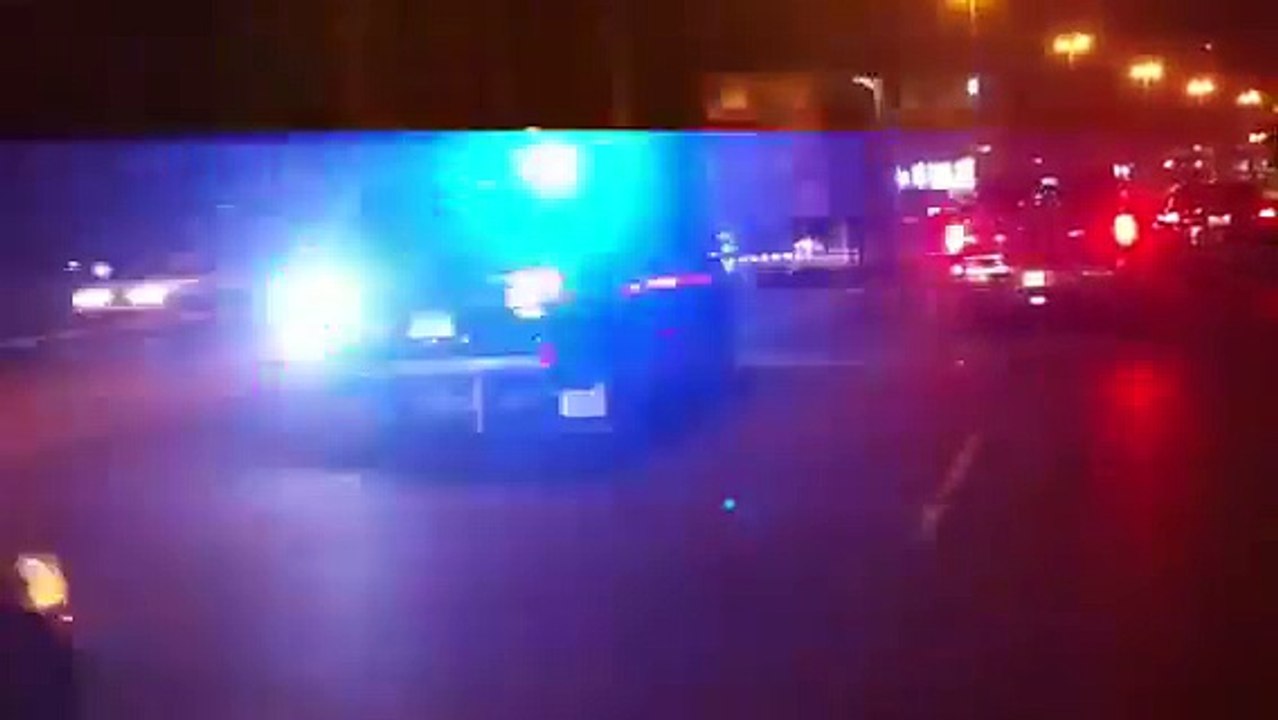 البحرين : القوات الخاصة تنقل شاحنة الي جهة مجهولة